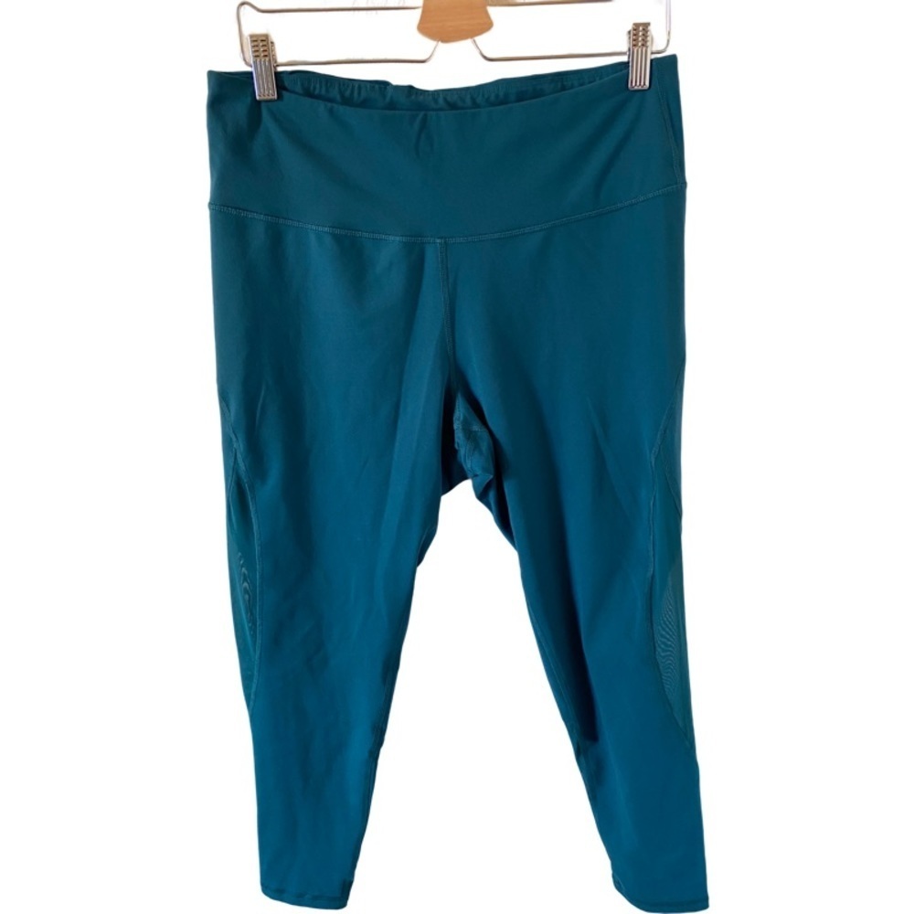 Old Navy Active Elevate Legging. Size XL. Green. Sheer side leg.